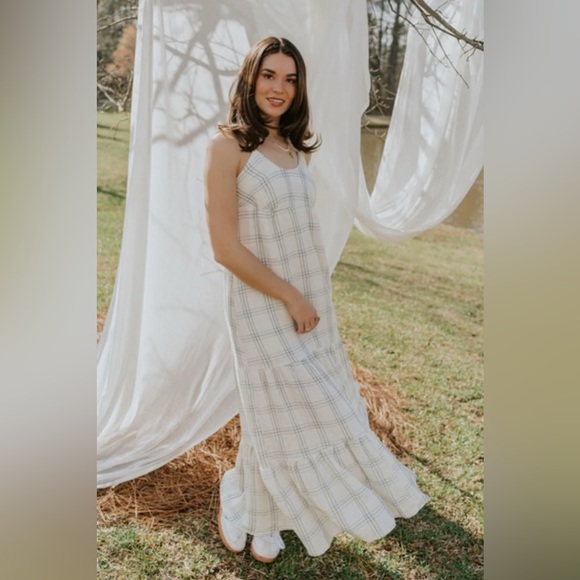 Cloth & Stone Linen - Picture 4 of 13